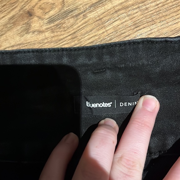 Black jeans - Picture 3 of 4